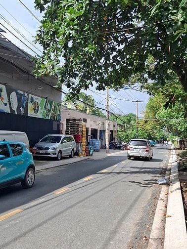 Bán đất mặt tiền Công Lý quận Thủ Đức giá 120 tỷ