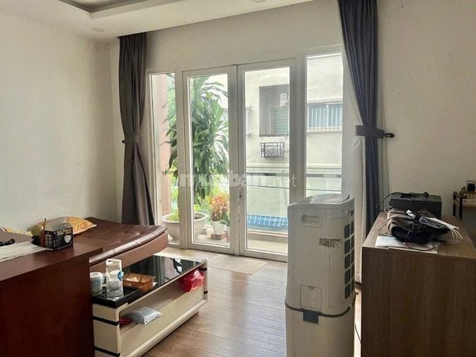 Trần Thị Liền, Ngang khủng 9x10m, 04 tầng.