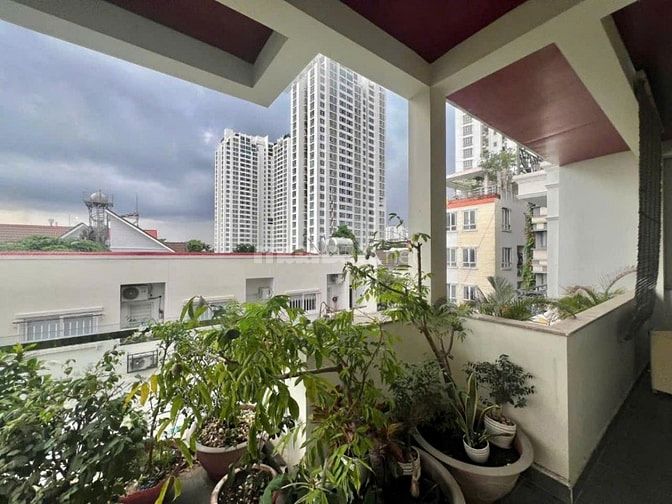 Trần Thị Liền, Ngang khủng 9x10m, 04 tầng.