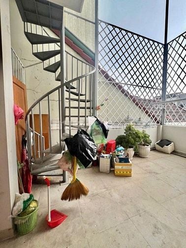 Trần Thị Liền, Ngang khủng 9x10m, 04 tầng.
