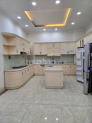 Cho thuê gấp biệt thự APAK, dt 10m x 17m, gần metro an phu Q2
