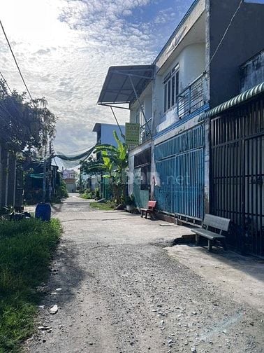 BÁN NHANH 1TY1,  5X18 NGAY CHỢ KHU VỰC 4