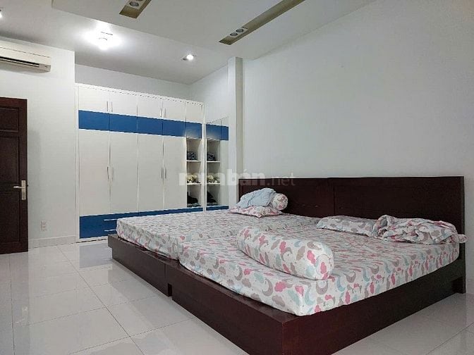 Cần bán biệt thự đường Lý Thường Kiệt, DT 8x14m 4 tầng, giá 15 tỷ TL