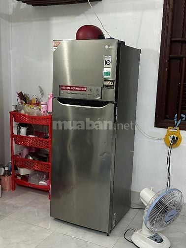 Cần nữ ở ghép. Phòng gần công viên phần mềm Quang Trung