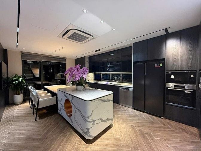 NHÀ MỚI PHỐ BỒ ĐỀ - LÔ GÓC 2 MẶT - 7TẦNG THANG MÁY - GARA OTO 7 CHỖ 