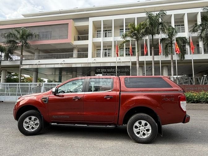 Cần bán Ford Rangger xe nhập khẩu 2015 máy dầu, xe nội ngoại thất zin 