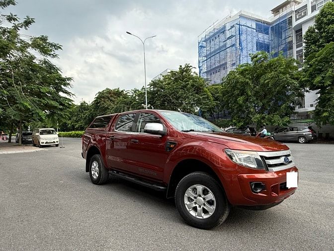 Cần bán Ford Rangger xe nhập khẩu 2015 máy dầu, xe nội ngoại thất zin 