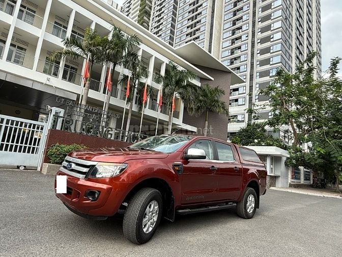 Cần bán Ford Rangger xe nhập khẩu 2015 máy dầu, xe nội ngoại thất zin 