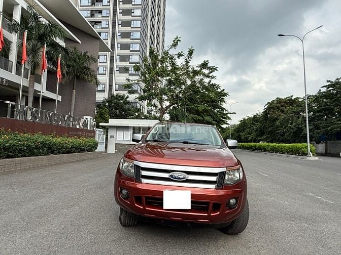 Cần bán Ford Rangger xe nhập khẩu 2015 máy dầu, xe nội ngoại thất zin 