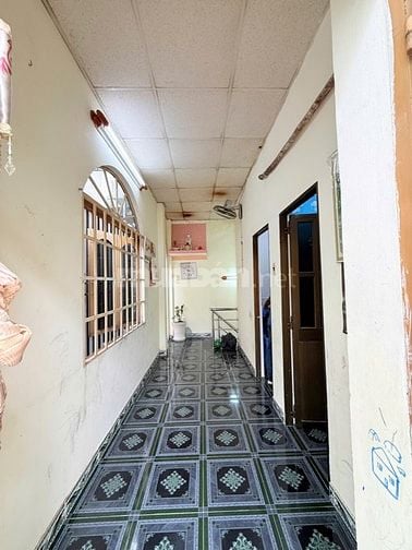 Bán nhà q4 3tỷ 9 diện tích sử dụng 64m2