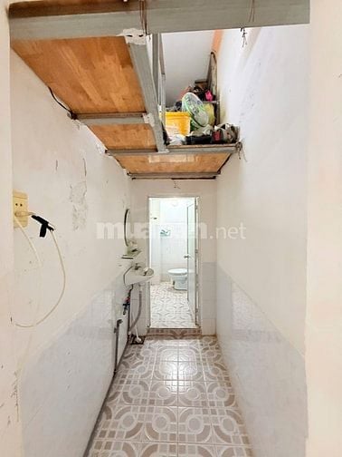 Bán nhà q4 3tỷ 9 diện tích sử dụng 64m2