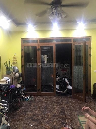 Mặt ngõ kinh doanh, lô góc Kim Mã DT40m2 xây 5T MT4.8m giá 10.5 tỷ