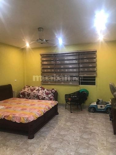 Mặt ngõ kinh doanh, lô góc Kim Mã DT40m2 xây 5T MT4.8m giá 10.5 tỷ