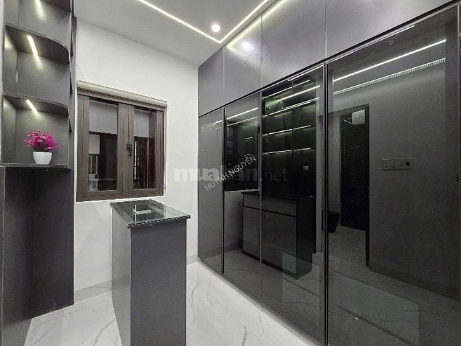 Cần bán gấp nhà đường Vạn Kiếp P3 Quận Bình Thạnh 55m2 4PN giá 2tỷ900 