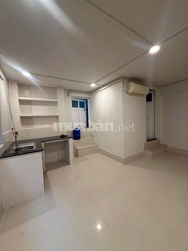Cho thuê căn hộ DV của Biệt Thự Thảo Điền