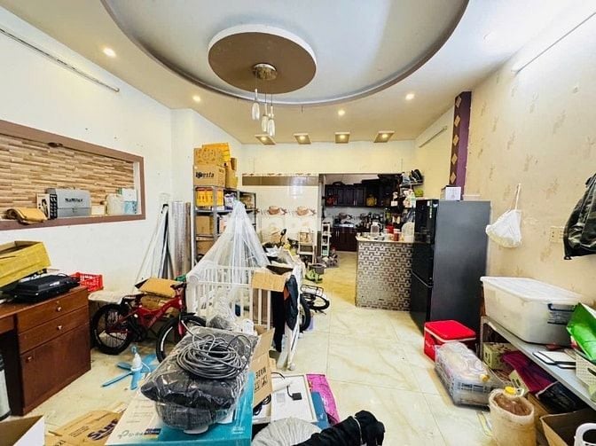 Bán Nhà Lũy Bán Bích, Tân Phú, 4.5M x 19M, Hẻm Thông, Chỉ 7.4 Tỷ
