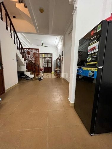 Chính chủ bán nhà Hoàng cầu ,Diện tích 47 m2.