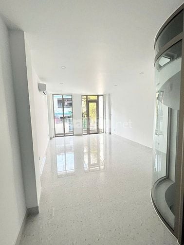 CHO THUÊ NHÀ MẶT TIỀN TRẦN KHẮC CHÂN - PHƯỜNG TÂN ĐỊNH - QUẬN 1 
