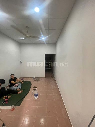 Cho thuê nhà nguyên căn hẻm 3m cách MT NDD 4 căn 3.1x15m, 1 lầu, 2PN