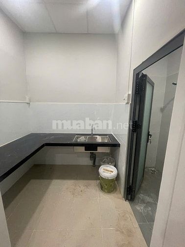 Cho thuê nhà nguyên căn hẻm 3m cách MT NDD 4 căn 3.1x15m, 1 lầu, 2PN
