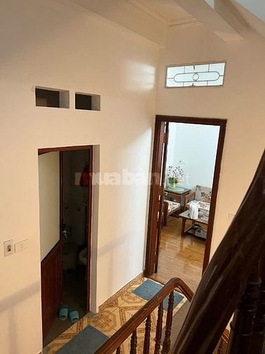 Chính chủ bán nhà Hoàng cầu ,Diện tích 47 m2.