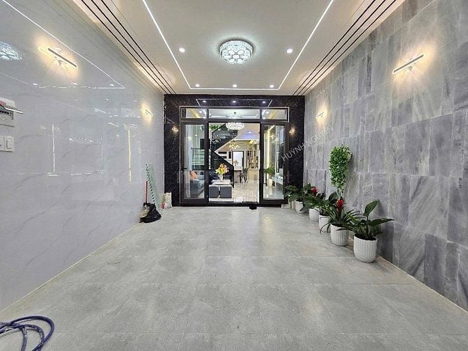 Bán Nhà Đường Nguyễn Trọng Tuyển P1 Tân Bình 48m2 1T2L giá 2tỷ850