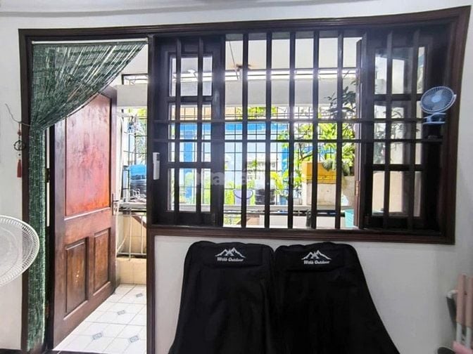 Chung cư CMT8, P15, Quận 10: 50m2, 1p ngủ, ban công, 7tr/th
