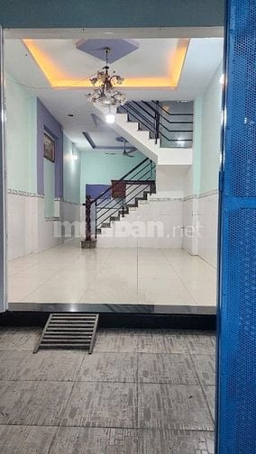 Bán nhà hẻm 99/6/9 đường phạm đăng giảng DT 4x13,5 đúc 1 lầu bán 3,8T
