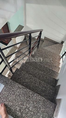 Bán nhà hẻm 99/6/9 đường phạm đăng giảng DT 4x13,5 đúc 1 lầu bán 3,8T