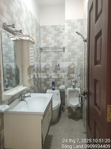 Bán nhà phố 4 lầu hẻm 283 Dương Đình Hội