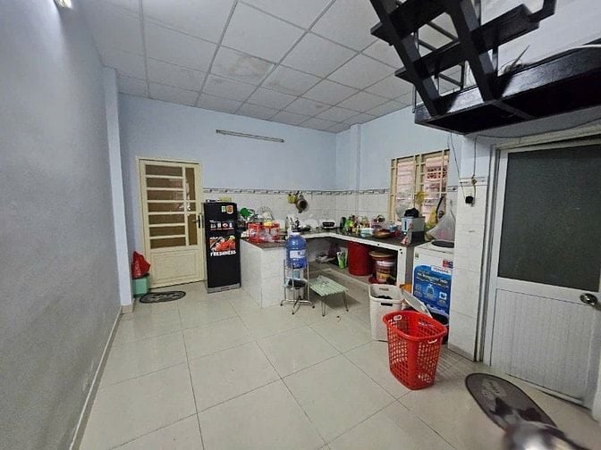 Bán nhà 2 tầng - Hẻm 3m Nguyễn Văn Quá - 4m x 15m - 3 tỷ 700