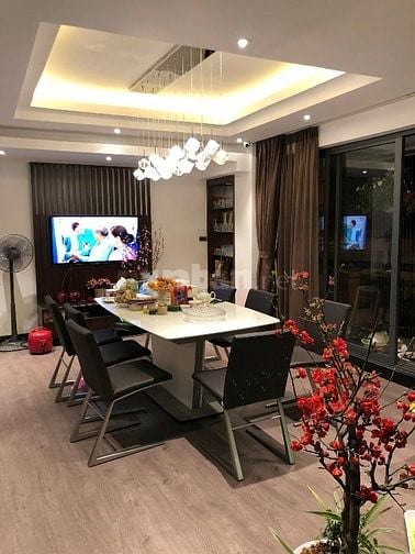 Bán nhà phố Điện Biên Phủ, 75m2, lô góc 8 tầng mặt tiền 8m, 52.8 tỷ