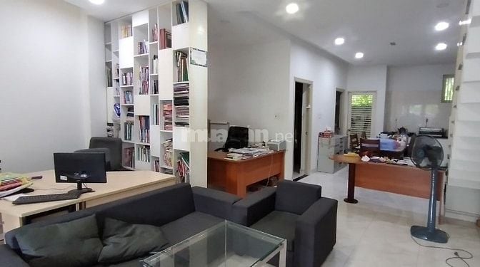 NHÀ LIÊN PHƯỜNG KẾ GLOBAL Q.9, 3 MẶT TIỀN, 3 TẦNG, VIEW CÔNG VIÊN
