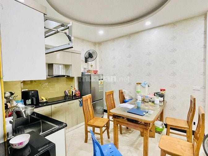 Cần bán nhà phố Khương Hạ Thanh Xuân gần ô tô, 31m2 x 5T, Giá 6.9 tỷ
