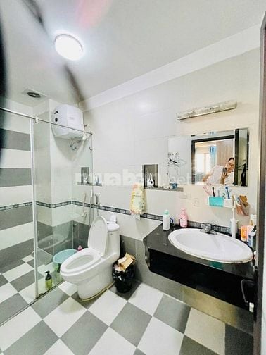 Cần bán nhà phố Khương Hạ Thanh Xuân gần ô tô, 31m2 x 5T, Giá 6.9 tỷ