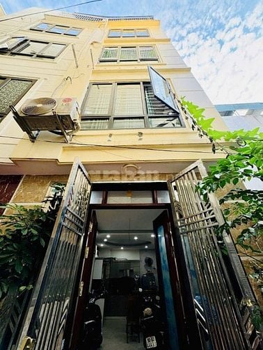 Cần bán nhà phố Khương Hạ Thanh Xuân gần ô tô, 31m2 x 5T, Giá 6.9 tỷ