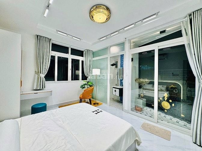 Nhà Mới,Thích Quảng Đức 4Tầng,Ngang 5,4m,3PN,An Ninh, sạch sẽ 