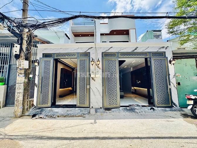 CHÍNH CHỦ BÁN NHÀ ĐẸP MỚI XÂY ĐÚC 1LẦU 3PN HẺM XE HƠI VÔ NHÀ