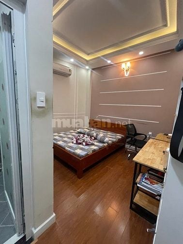 nhà đường số tân quy,4 tầng,nhà như hình giá 9ty9.Lh atrung 0931432374