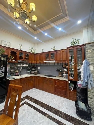 nhà đường số tân quy,4 tầng,nhà như hình giá 9ty9.Lh atrung 0931432374