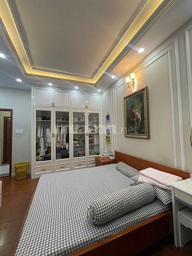 nhà đường số tân quy,4 tầng,nhà như hình giá 9ty9.Lh atrung 0931432374
