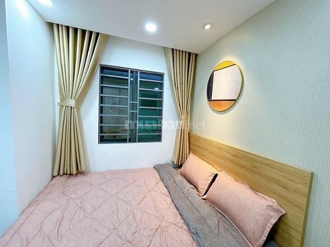 Bán nhà 2 tầng, 2pn, 2 toilet, 1 phòng thờ, nhà mới 100%, Vào ở liền.