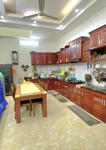 BÁN NHÀ ĐẸP SÁT TÂN THẮN.G- AEO.N MAILL - 6PN - HẺM XE HƠI - ( 4X15M )