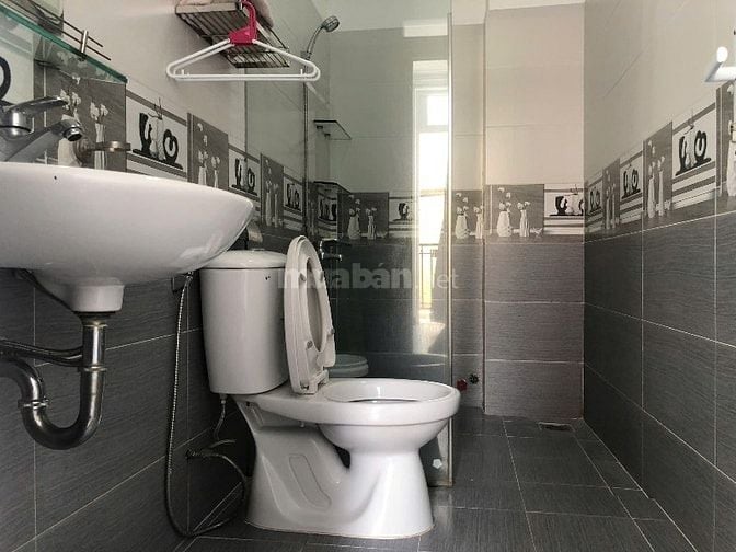 BÁN NHÀ ĐƯỜNG PHAN TÂY HỒ, Q. PHÚ NHUẬN 6,6 TỶ 