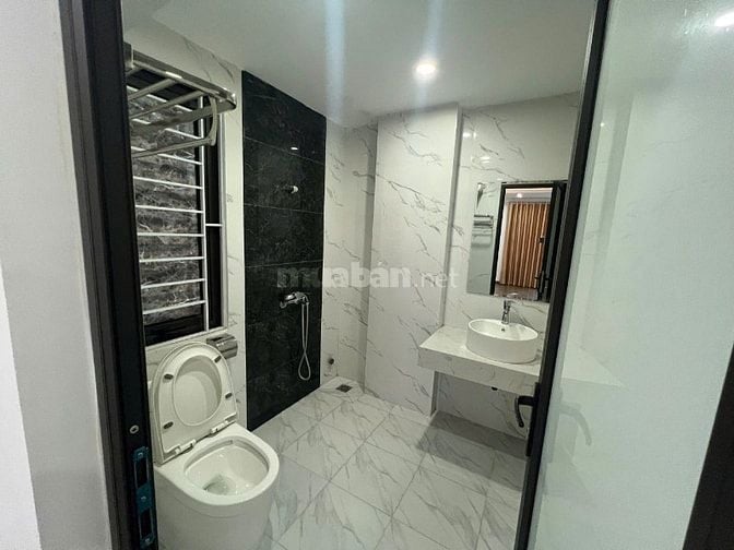 CHÍNH CHỦ CHO THUÊ PHÒNG MỚI XÂY – RỘNG 40M² KHÉP KÍN – TẦNG 3 – SỐ 01