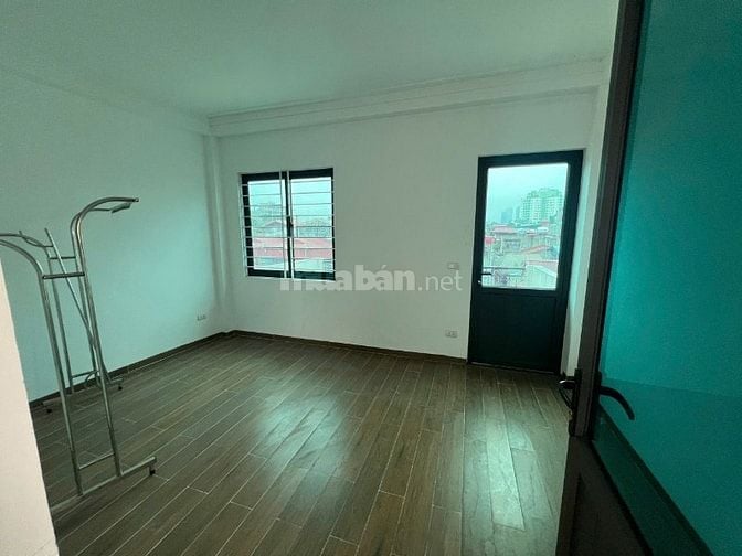 CHÍNH CHỦ CHO THUÊ PHÒNG MỚI XÂY – RỘNG 40M² KHÉP KÍN – TẦNG 3 – SỐ 01