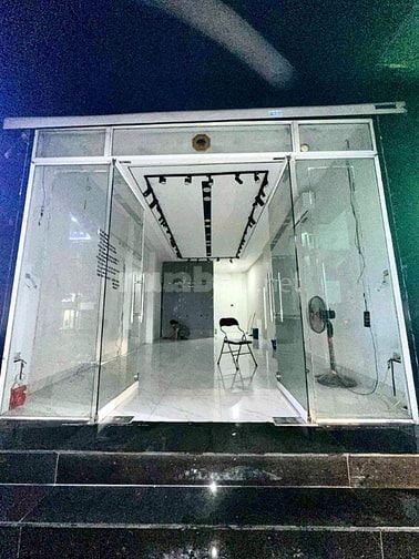 CHO THUÊ CỬA HÀNG tầng 1 và 2 mặt phố số 168 Kim Mã, TDT 90m2, MT 4,5m