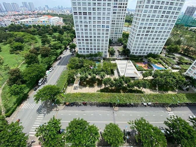 Cho thuê Happy Valley nhà đẹp giá 26tr có ban công