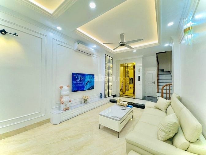 Nhà Đẹp Ngõ Ô TÔ Dương Văn Bé, Hai Bà Trưng 38 m, 6 tầng, giá 13.5 tỷ