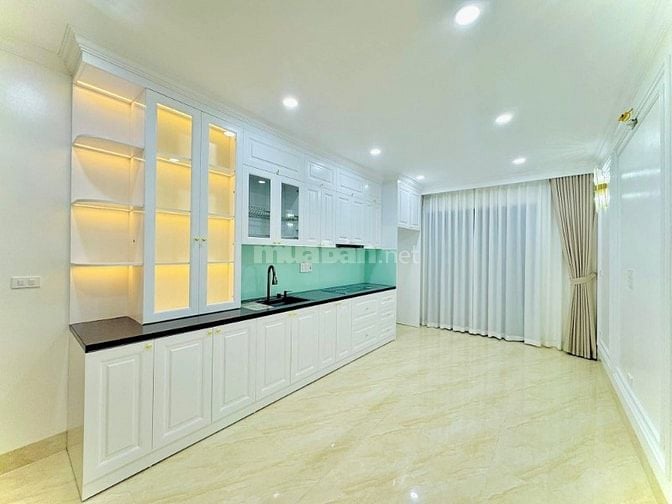 Nhà Đẹp Ngõ Ô TÔ Dương Văn Bé, Hai Bà Trưng 38 m, 6 tầng, giá 13.5 tỷ